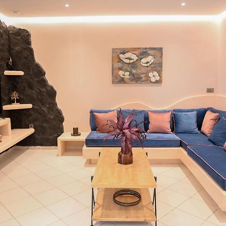 The Rock Luxury Homes Mesaria Exterior foto