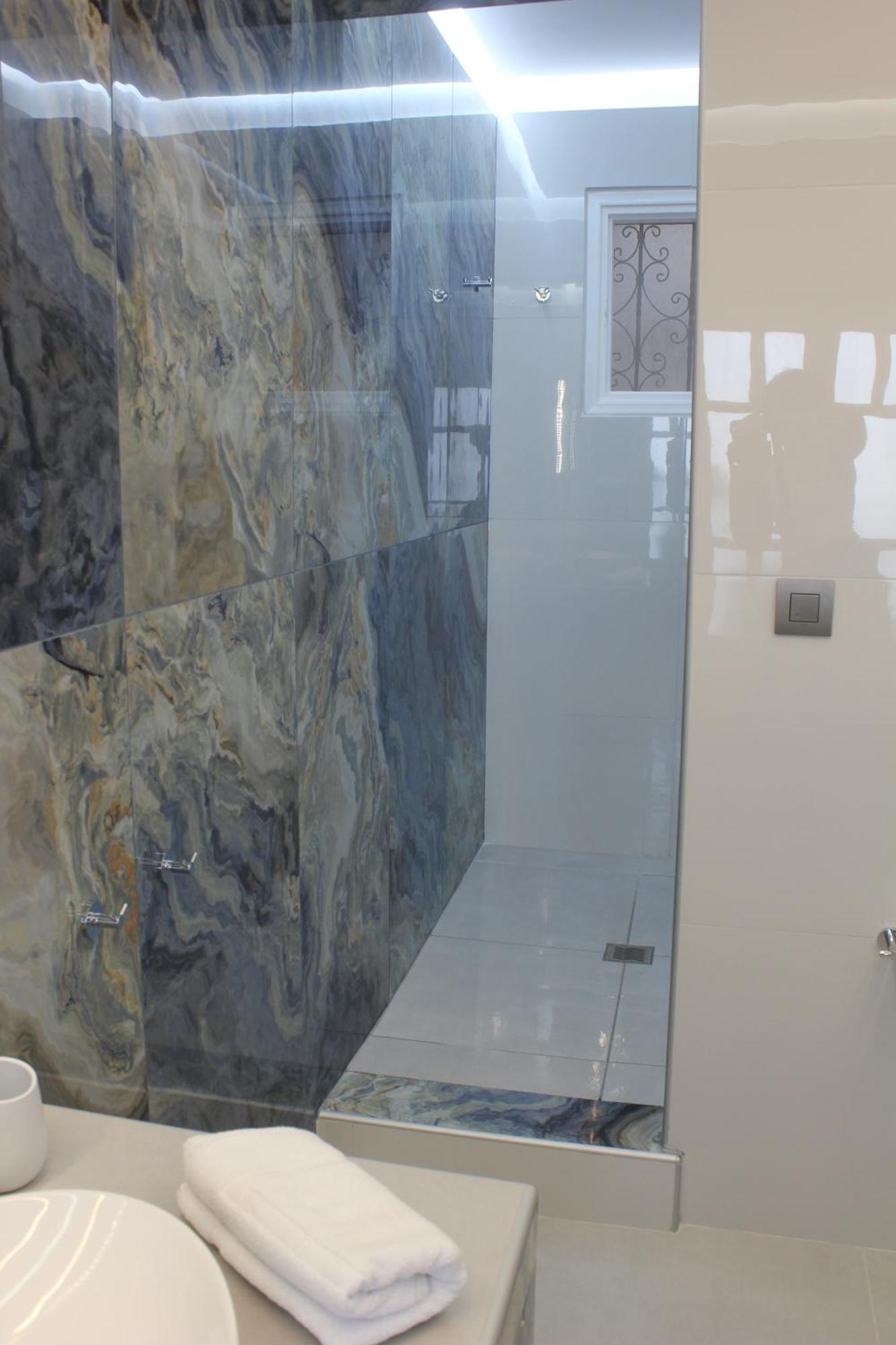 The Rock Luxury Homes Mesaria Exterior foto